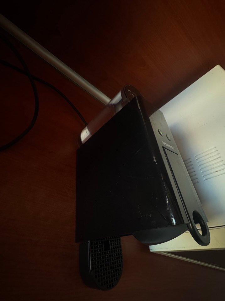 Siyah Nespresso Kahve Makinesi - Görsel 2