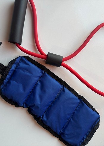 Renkli Egzersiz Matı ve Fitness Ekipmanları - Görsel 8