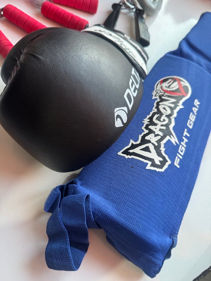 Renkli Egzersiz Matı ve Fitness Ekipmanları - Görsel 2