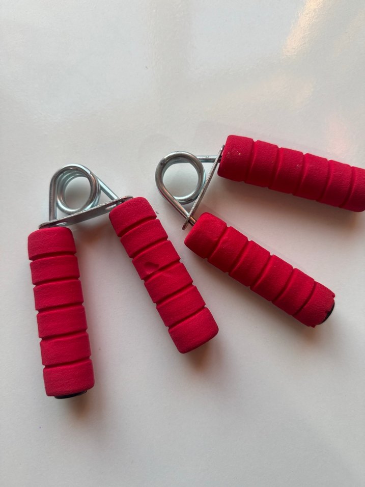 Renkli Egzersiz Matı ve Fitness Ekipmanları - Görsel 5