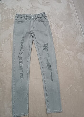 Zara 9-10 yaş kız çocuk kot pantolon