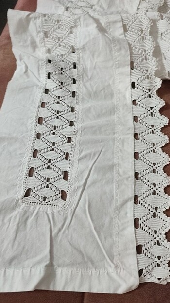 Çarşaf ucu dantel