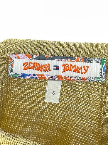 m Beden çeşitli Renk Tommy Hilfiger Bluz %70 İndirimli.