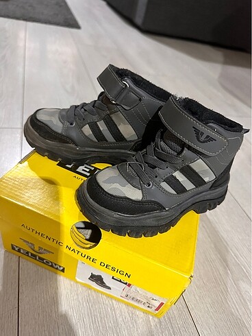 26 Beden gri Renk Yellow Kids