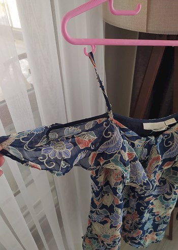 s Beden Çiçek Desenli Renkli Askılı Mini Bluz