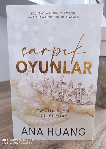 Çarpık Oyunlar - Ana Huang