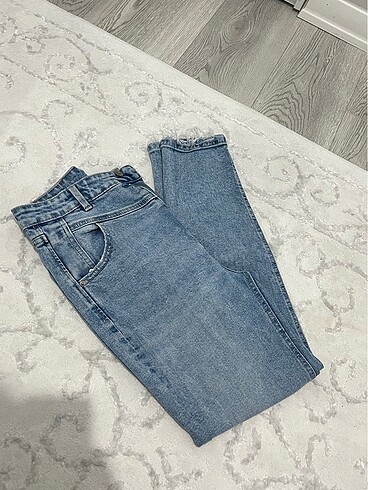 Stradivarius mavi jean