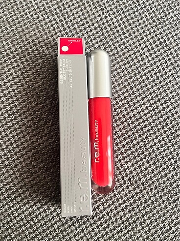 REM BEUTY essential drip glossy balm parlak dudak balsamı