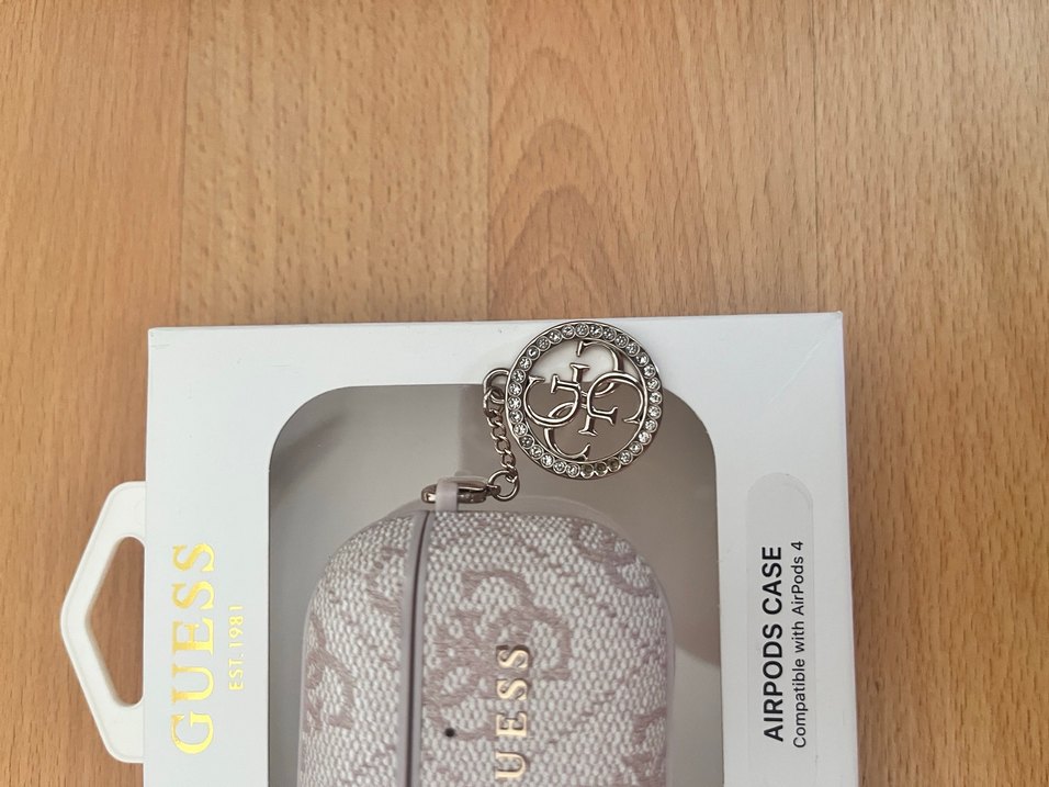 Guess 4.nesil airpods kılıfı - Görsel 5