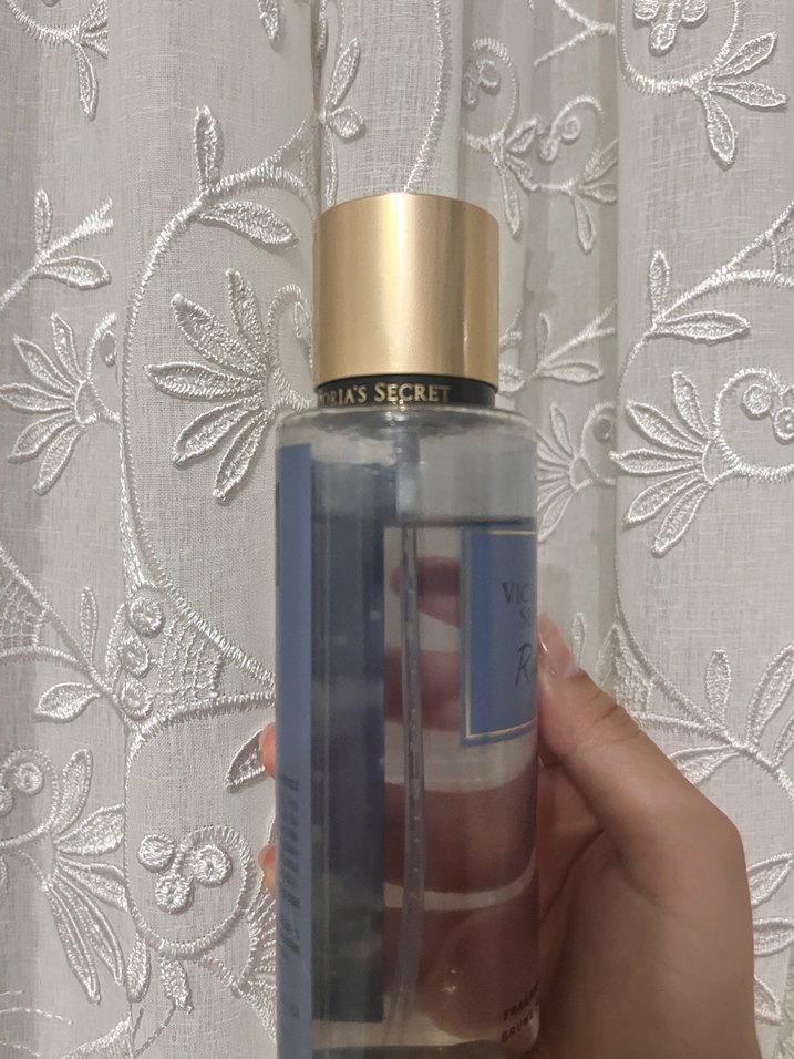 Victoria's Secret Rush Vücut Spreyi - Görsel 3