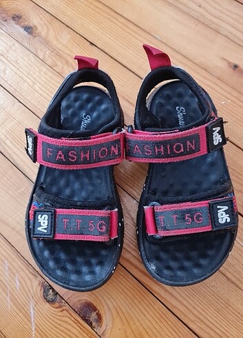 On Fashion Çocuk sandalet 
