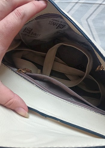 Beyaz Deri Tokalı Kadın Çanta - Görsel 4