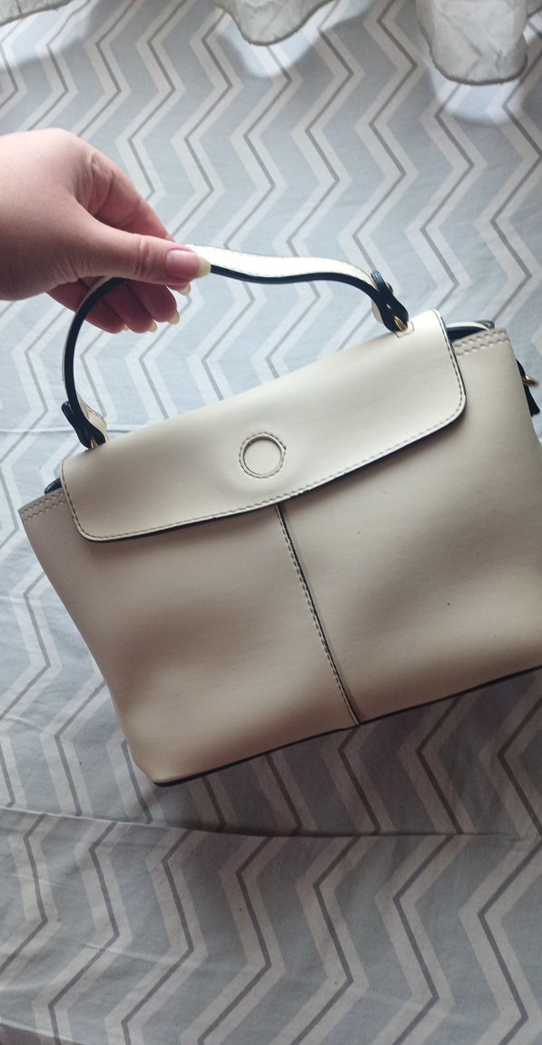 Beyaz Deri Tokalı Kadın Çanta - Görsel 3