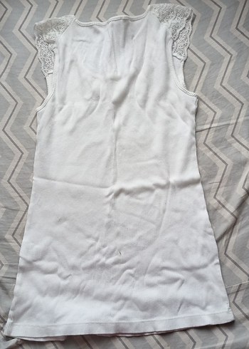 Dantel Detaylı Beyaz Kadın Atlet - Görsel 3