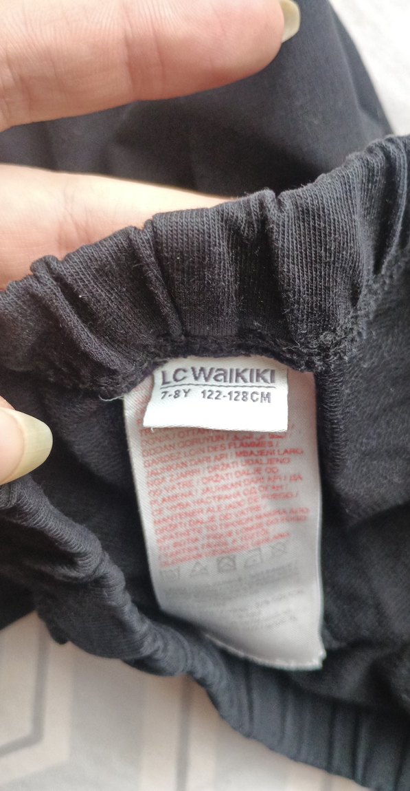 Kızlar İçin Siyah Bol Kesim Pantolon - Görsel 3