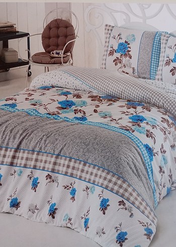 Taç Kristal Çiçek Desenli Çift Kişilik Pike Takımı