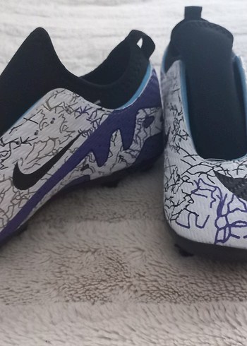 Mor Baskılı Erkek kranpon Futbol Ayakkabısı Velcro - Görsel 3