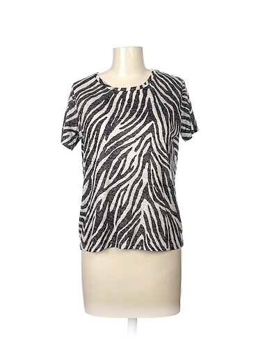 Koton T-shirt %70 İndirimli.