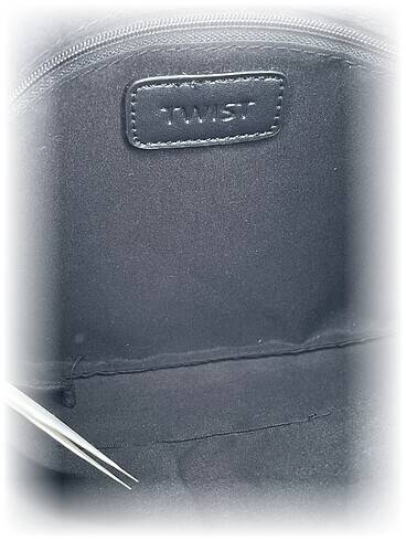 Beden Twist Clutch / Portföy %70 İndirimli.