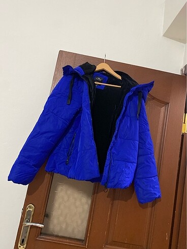 Blue mont