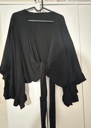 Zincir Detaylı Siyah V Yaka Kadın Bluz - Görsel 6