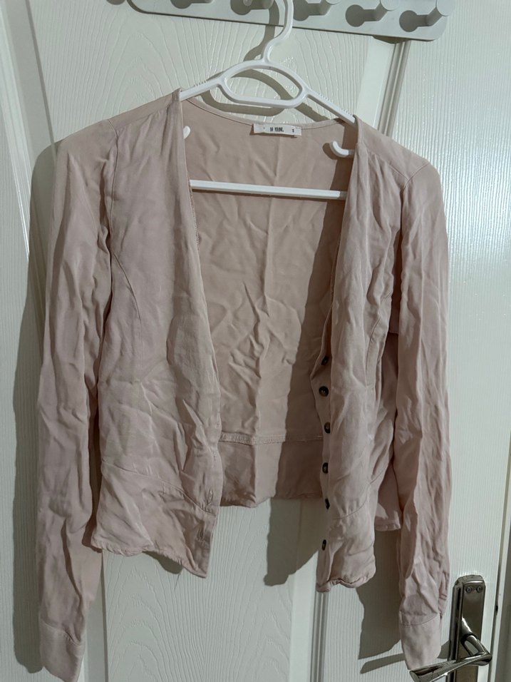 Bej Düğmeli V Yaka Kadın Keten Gömlek - Görsel 2