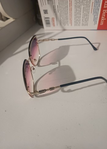 Şeffaf Pembe Minimalist Kadın Güneş Gözlüğü - Görsel 2