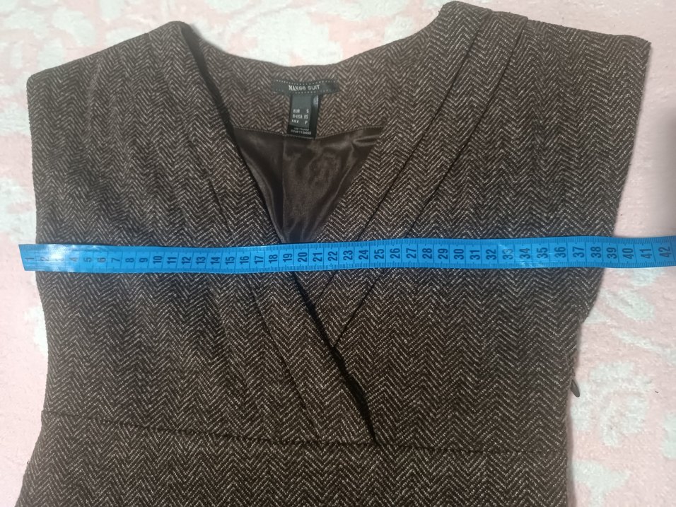 mango small V Yaka Kolsuz Midi Triko Kadın Elbise - Görsel 3