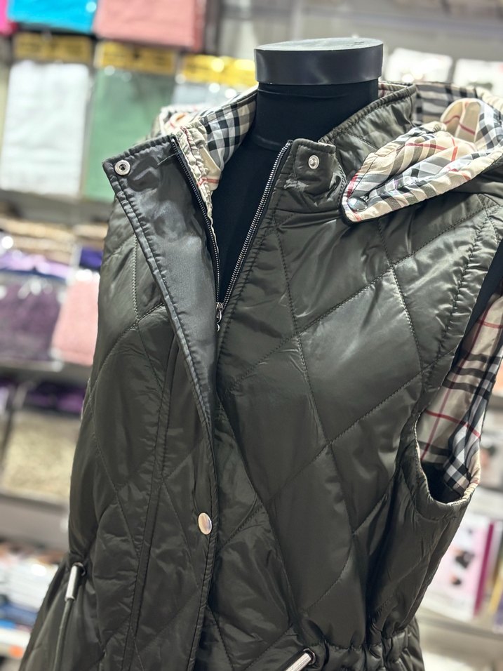 Siyah Uzun Kapüşonlu Kemerli Kadın Yelek - Görsel 5