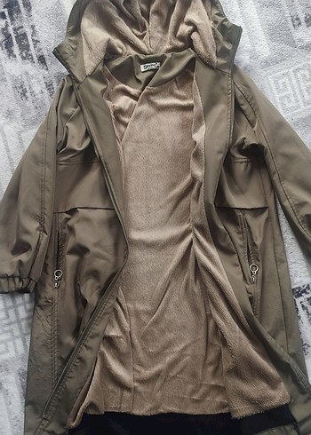 Haki Kapüşonlu Kadın Rüzgarlık/trençkot - Görsel 3