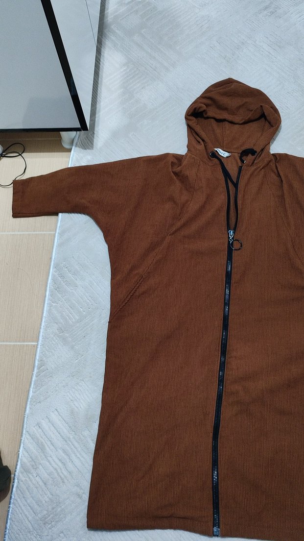 Kahverengi Kapüşonlu Uzun Kadın Ceket - Görsel 2