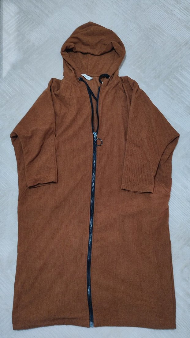 Kahverengi Kapüşonlu Uzun Kadın Ceket - Görsel 3