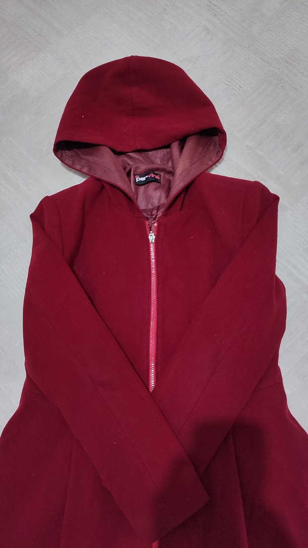 Bordo Kapüşonlu Uzun Kabanı - Görsel 2