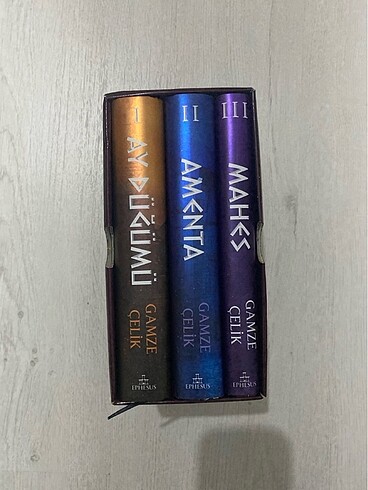 Piramit Serisi - Gamze Çelik (3 Kitap)