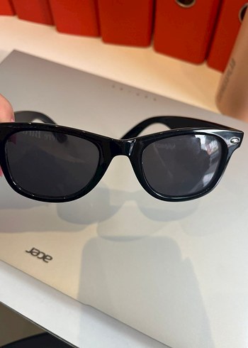Ray Ban Kadın Siyah Parlak Gotik Güneş Gözlüğü