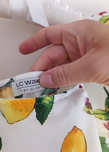 Hafif güzel kumaşlı elbise  - Görsel 5