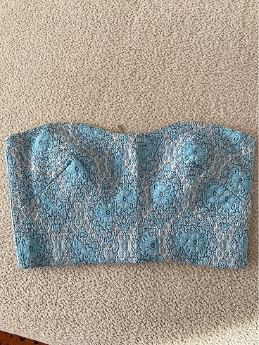 Kalp yaka crop top