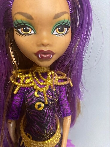  Beden Renk Monster high clawdeen