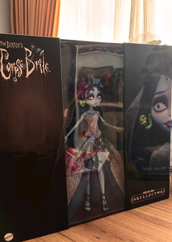 Monster High Tim Burton Corpse Bride Siyah Bebek