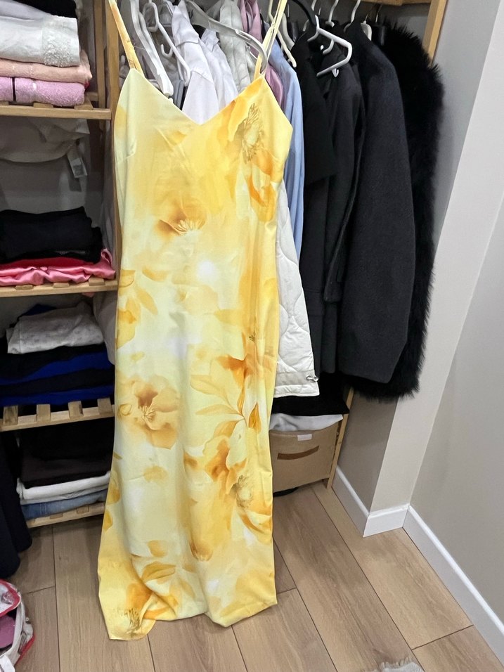 Sarı Uzun Elbise - Görsel 2