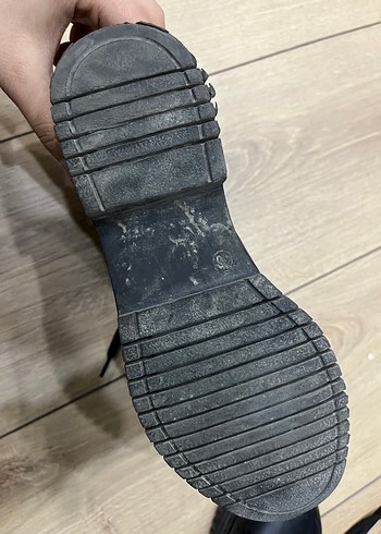 Siyah Deri Botlar - Görsel 8