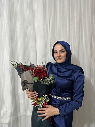 Mavi abiye