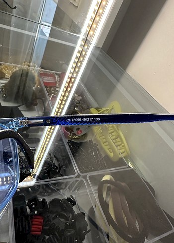 Mavi Kadın Güneş Gözlüğü - Görsel 3