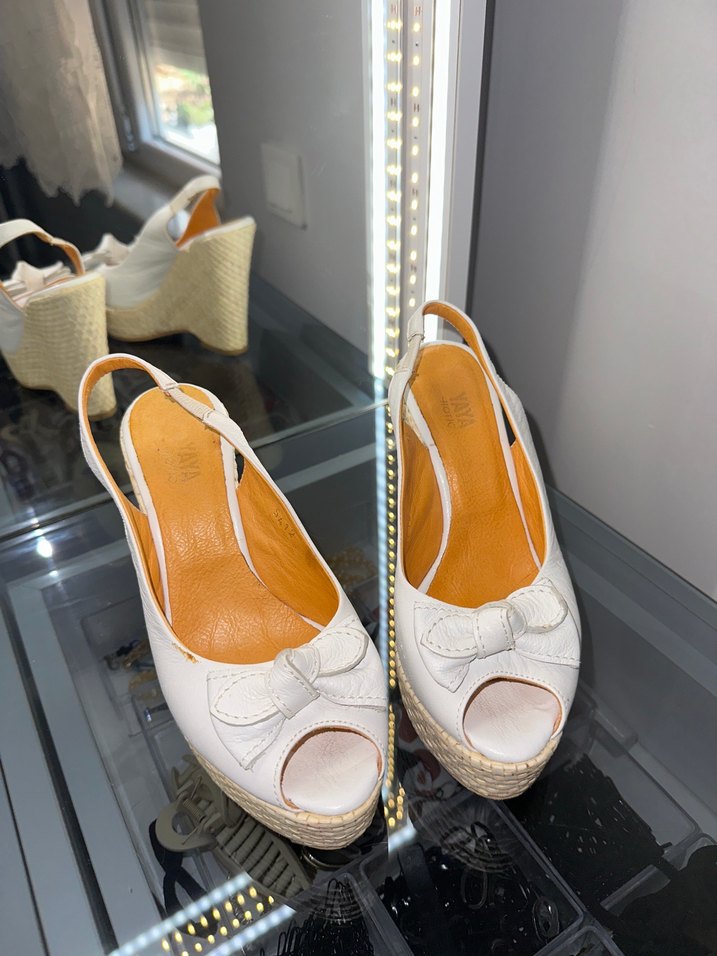 Hotiç Beyaz Dolgu Topuklu Kadın Ayakkabı - Görsel 3