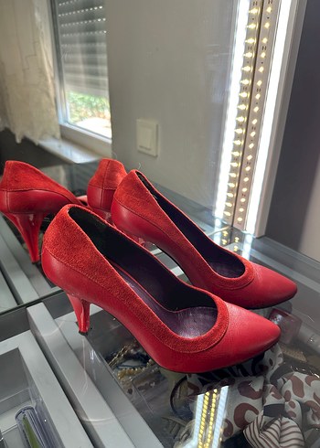 35 Beden kırmızı Renk Deba 35 numara Kırmızı Stiletto