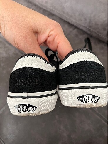 31 Beden siyah Renk VANS ÇOCUK ROWLEY CLASSIC AYAKKABI
