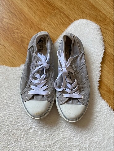 Converse ayakkabı