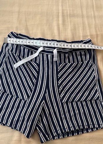 Çizgili Pilili Pamuklu Mini Şort kız çocuk - Görsel 3