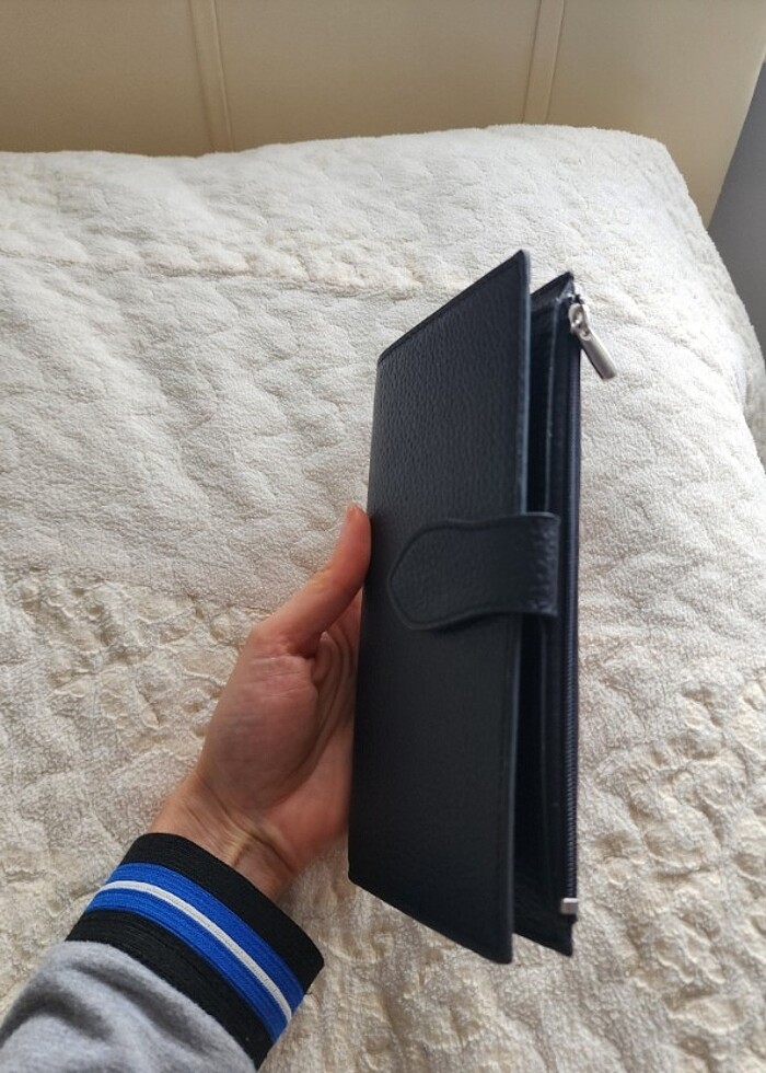 Sıfır hiç kullanılmamış 0 gerçek deri kadın cüzdanı siyah renkli - Görsel 3