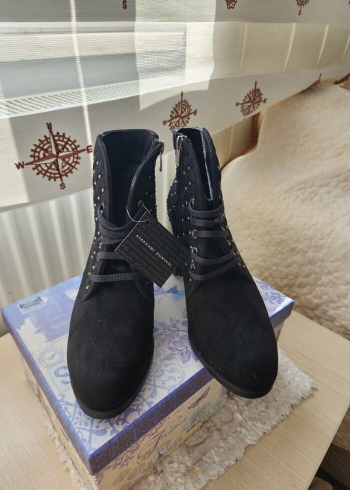 Ayakkabı Dünyasından Süet kadın bot 38 numara çok şık - Görsel 5